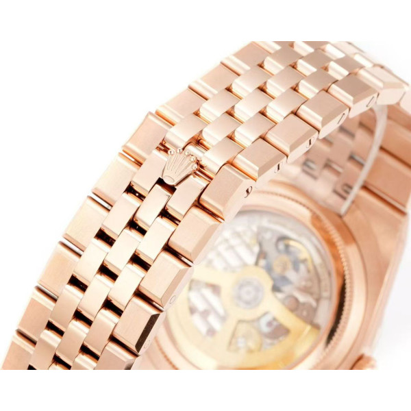 Rolex, Land-Dweller, Men's Watch, Gold, 40MM