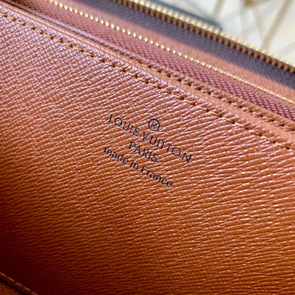 Louis Vuitton, Monogram Zippy, Unisex Wallet, Brown