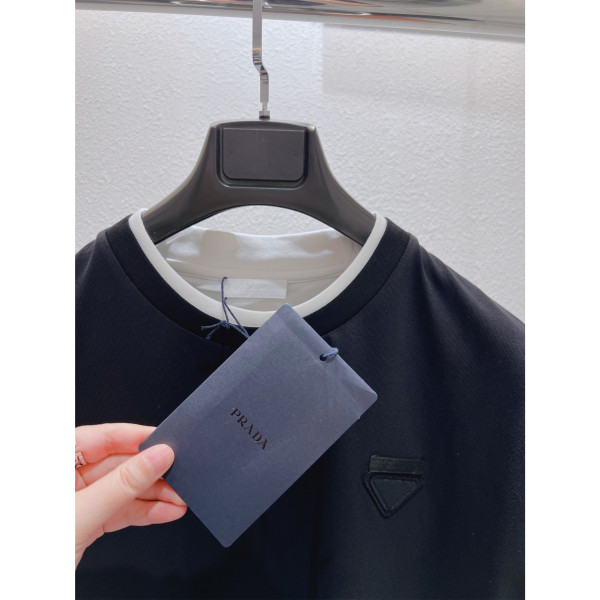 Prada, Men's T-Shirt, Black