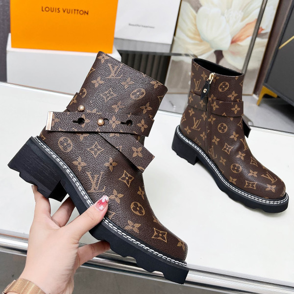 Louis Vuitton, Women, Boat