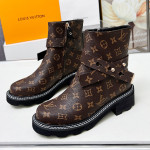 Louis Vuitton, Women, Boat