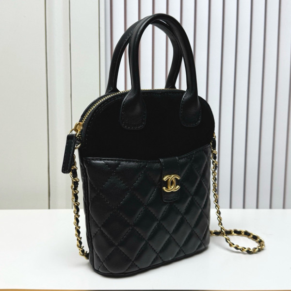 Chanel, Women, Bag, 18x17x6cm