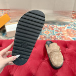 Louis Vuitton, Men' Slipper