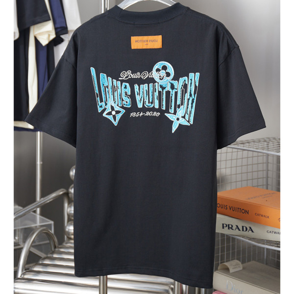 Louis Vuitton, Men T-Shirt