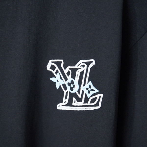 Louis Vuitton, Men T-Shirt
