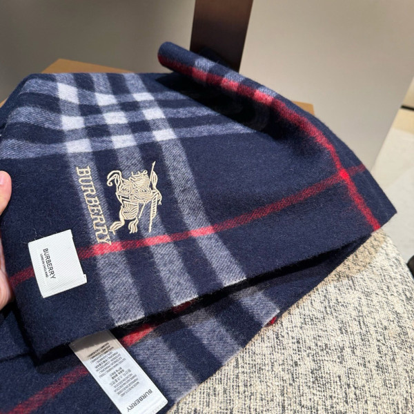 Burberry, Unisex Scarf