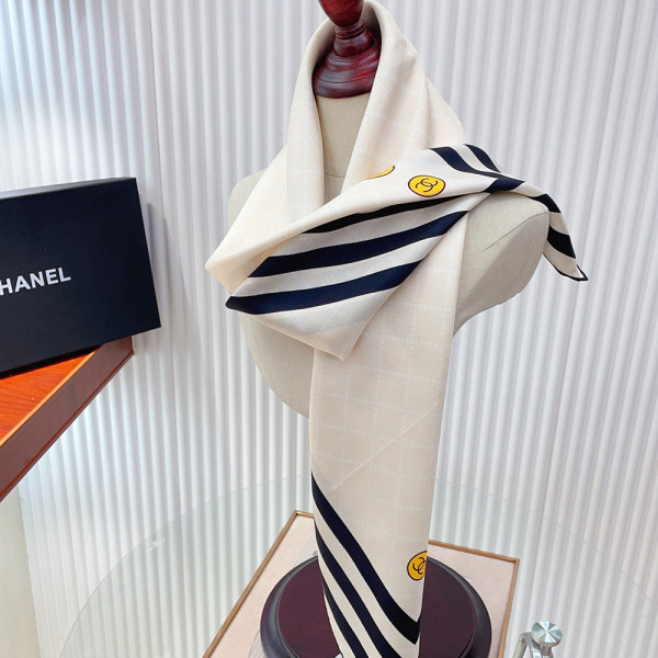 Chanel, Women Scarf