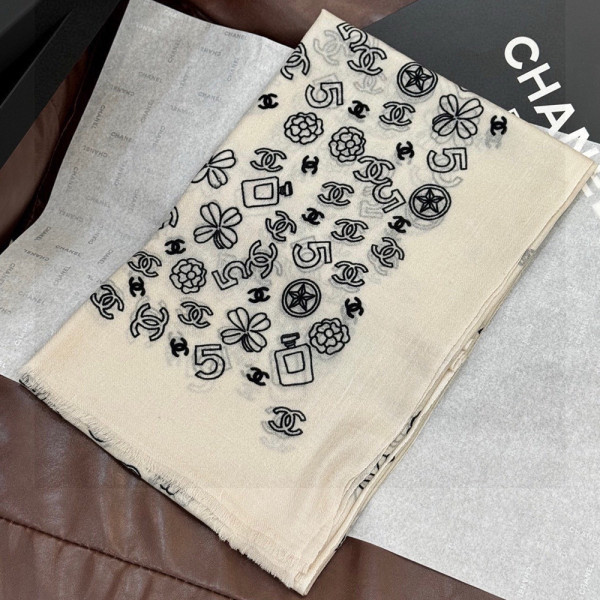 Chanel, Women Scarf