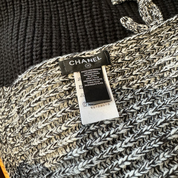 Chanel, Women Scarf