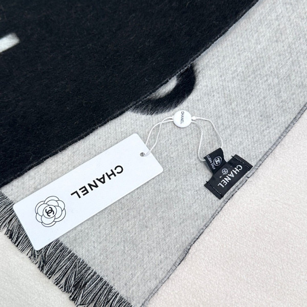 Chanel, Women Scarf