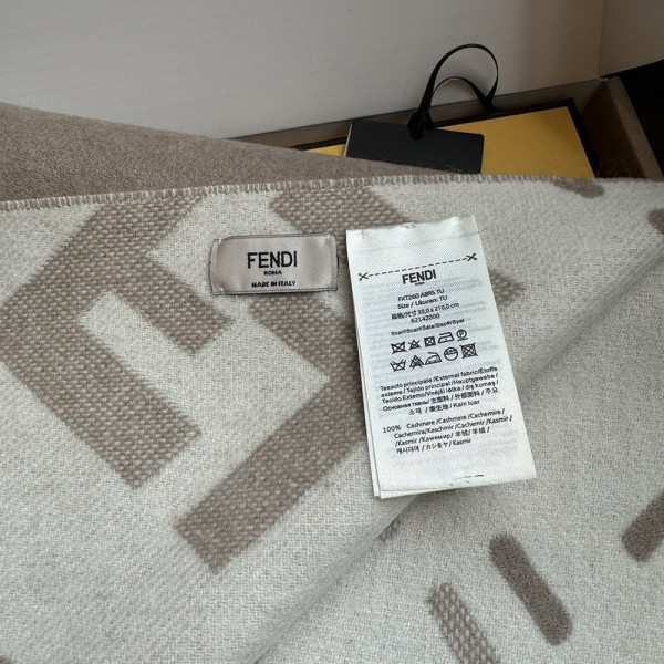 Fendi, Women Scarf