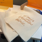 Louis Vuitton, Men Scarf