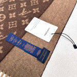 Louis Vuitton, Men Scarf
