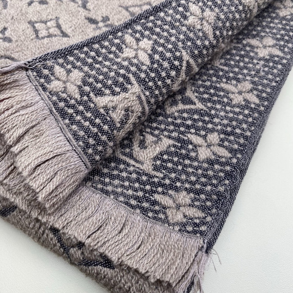 Louis Vuitton, Men Scarf