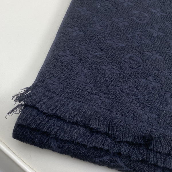 Louis Vuitton, Men Scarf