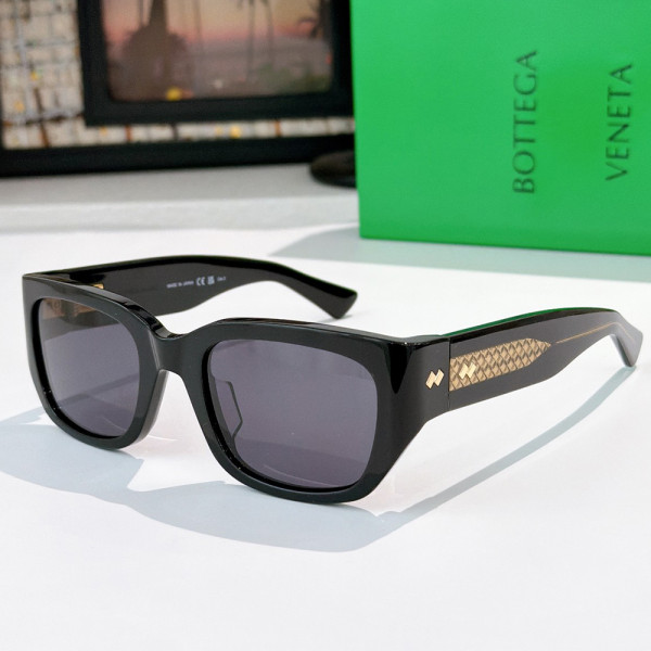 Bottega Veneta, Women Sunglasses