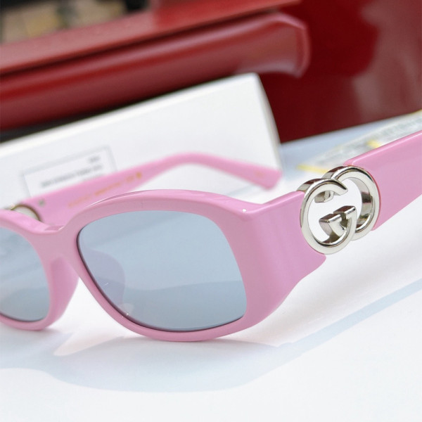 Gucci, Women Sunglasses