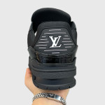Louis Vuitton, Men Sneaker