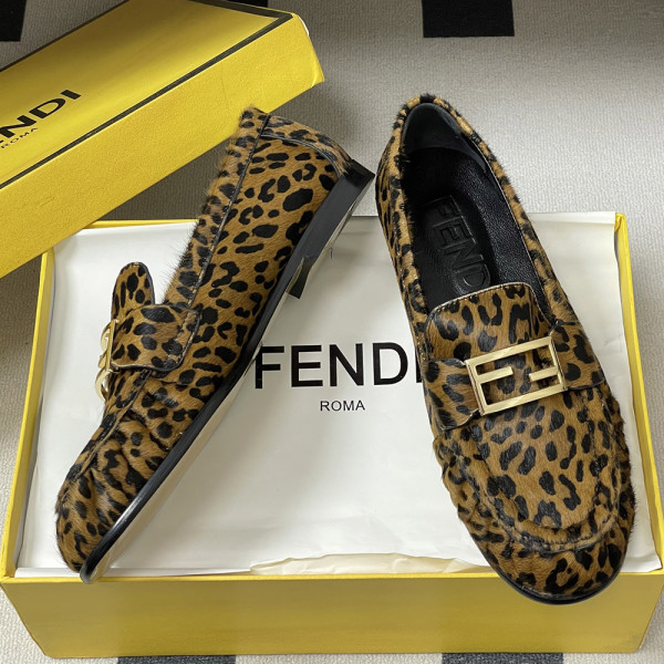 Fendi, Women Loafer