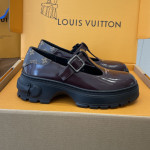 Louis Vuitton, Women Loafer