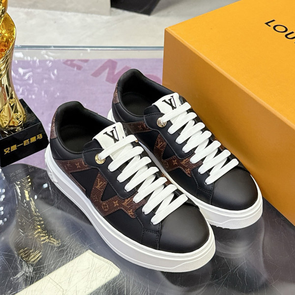 Louis Vuitton, Men Sneaker