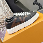 Louis Vuitton, Women Sneaker
