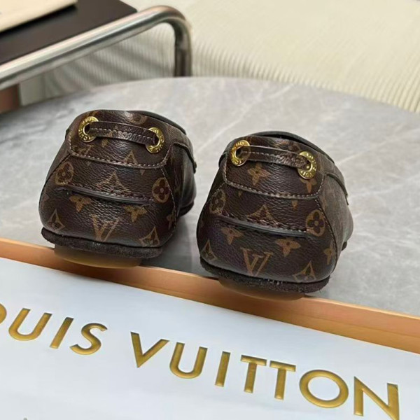 Louis Vuitton, Women Loafer