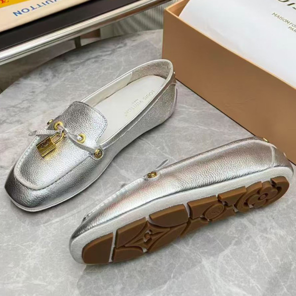 Louis Vuitton, Women Loafer
