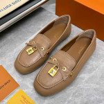 Louis Vuitton, Women Loafer