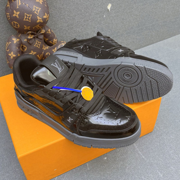 Louis Vuitton, Women Sneaker