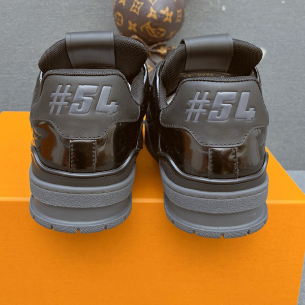 Louis Vuitton, Women Sneaker