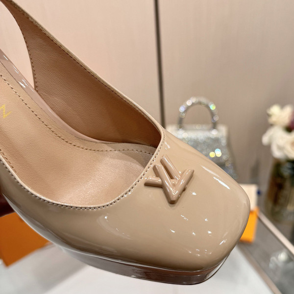 Louis Vuitton, Women Pump