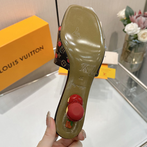 Louis Vuitton, Women Slipper