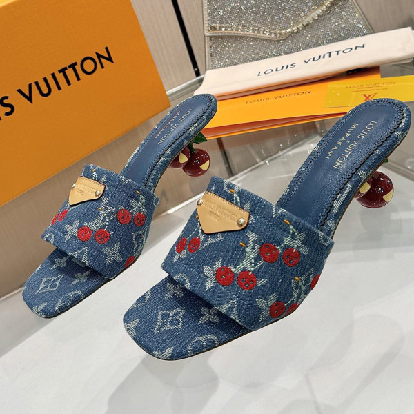 Louis Vuitton, Women Slipper