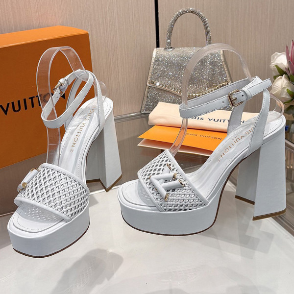 Louis Vuitton, Women Pump
