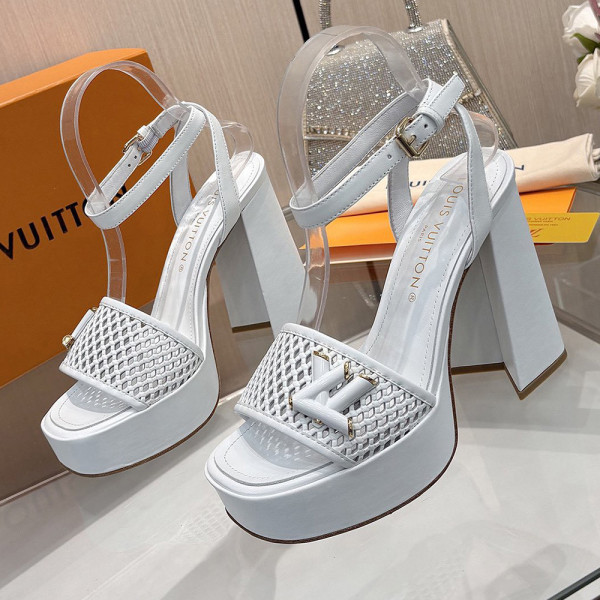 Louis Vuitton, Women Pump