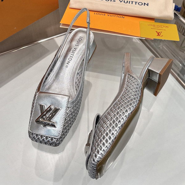 Louis Vuitton, Women Pump