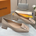 Louis Vuitton, Women Pump