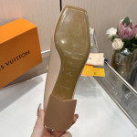 Louis Vuitton, Women Pump