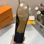 Louis Vuitton, Women Pump