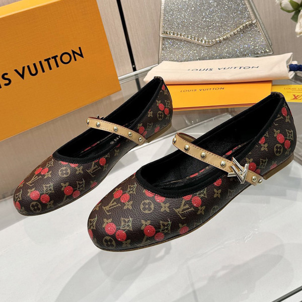 Louis Vuitton, Women Ballet Flat