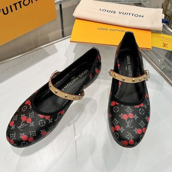 Louis Vuitton, Women Ballet Flat