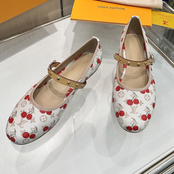 Louis Vuitton, Women Ballet Flat