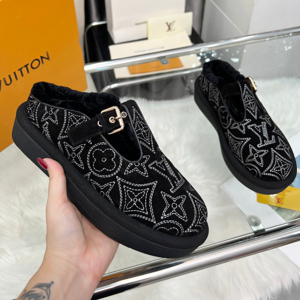Louis Vuitton, Women Loafer
