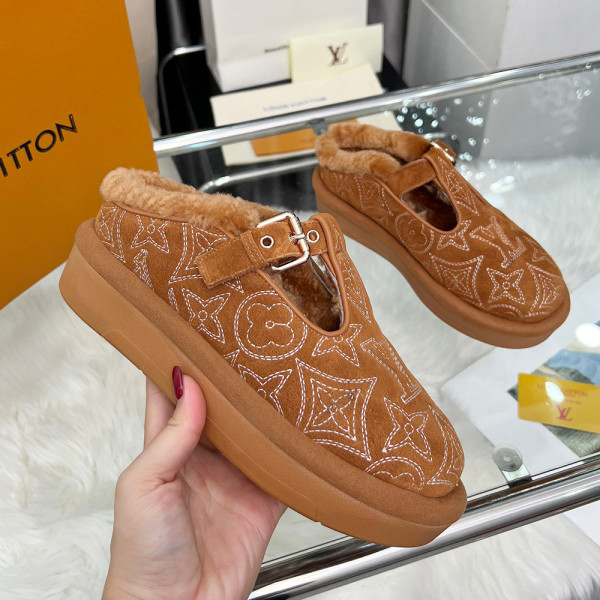 Louis Vuitton, Women Loafer