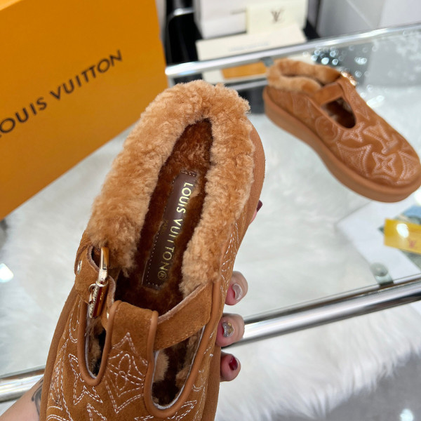 Louis Vuitton, Women Loafer