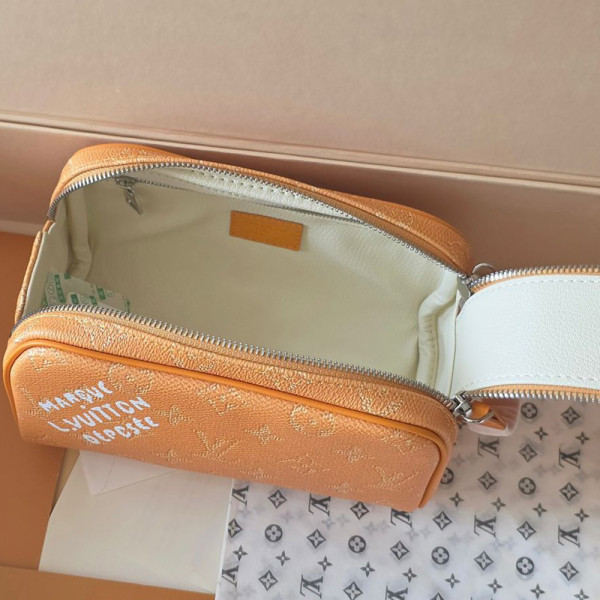 Louis Vuitton, Unisex Bag