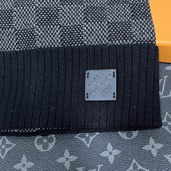 Louis Vuitton, Men Beanie
