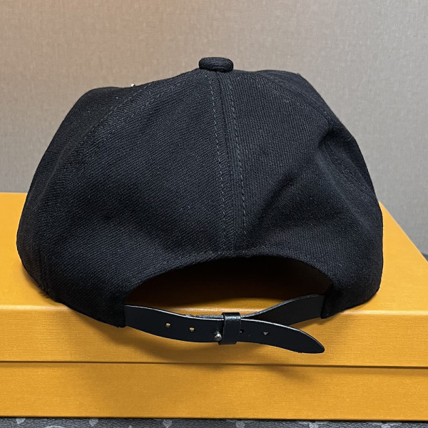 Louis Vuitton, Women Hat