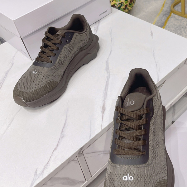 Alo Yoga, Women Sneaker